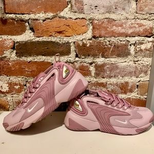 Nike Zoom 2K Pink Sneaker**RARE**